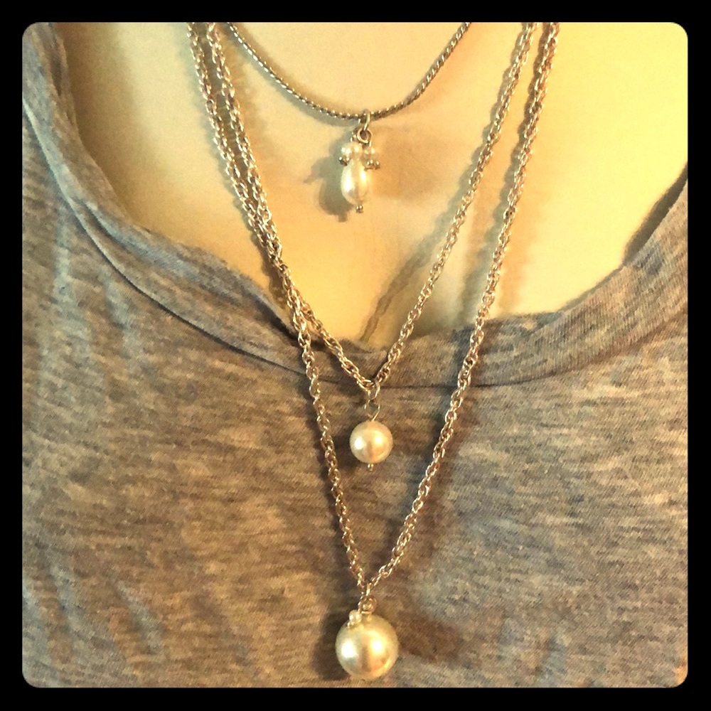 Layered pearl silver necklace
